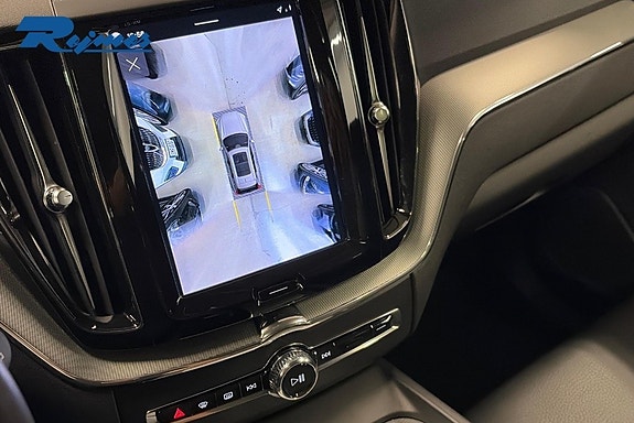 Volvo XC60 9 of 18