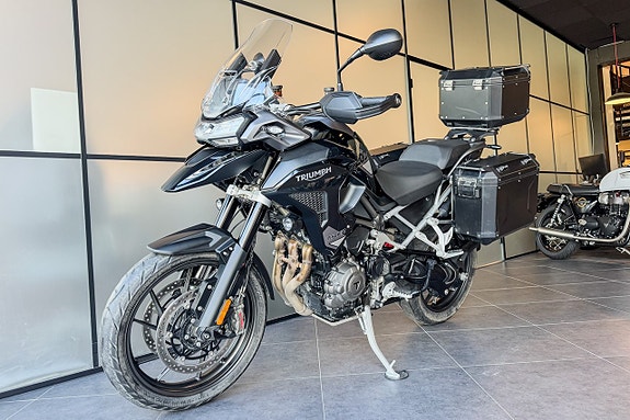 Triumph Tiger 1200 GT Pro 2 of 5