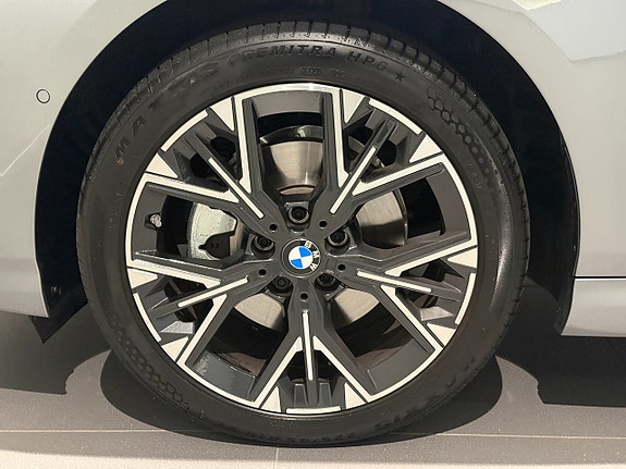BMW 120 5 of 18