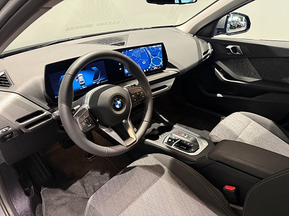 BMW 120 11 of 18