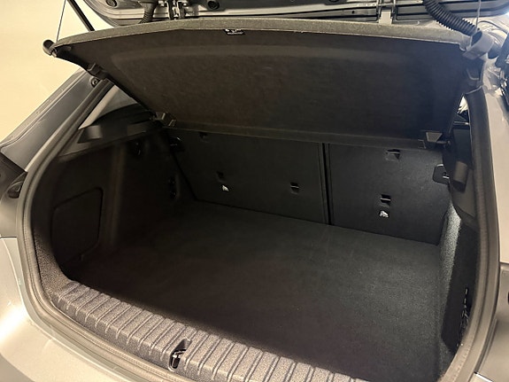 BMW 120 6 of 18
