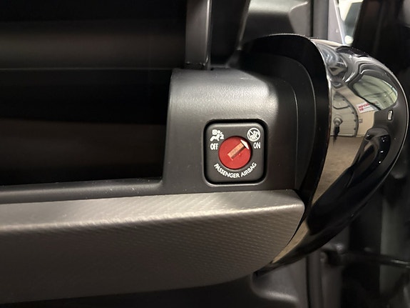 Citroen C4 Cactus 21 of 21