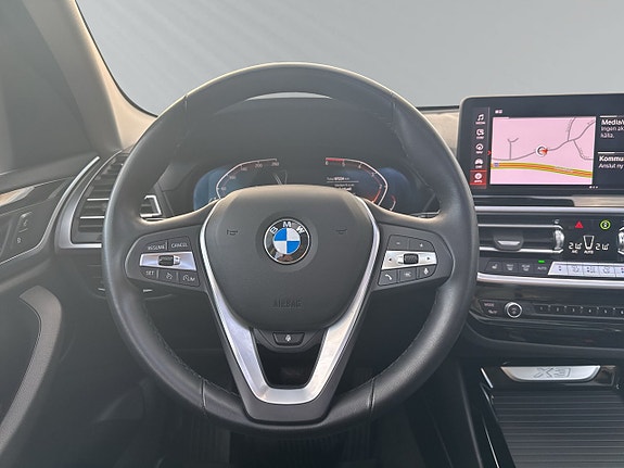 BMW X3 13 of 30
