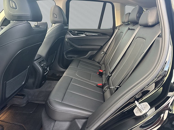BMW X3 16 of 30