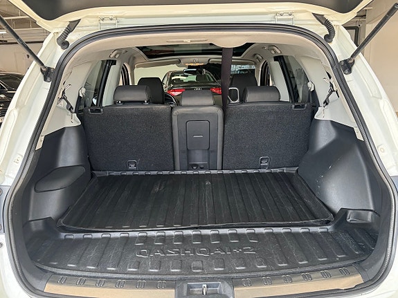Nissan Qashqai+2 8 of 20