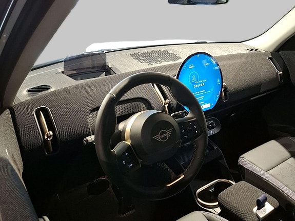 MINI Countryman E 8 of 16