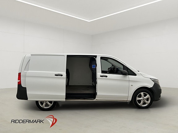 Mercedes-Benz Vito E-CELL 12 of 28