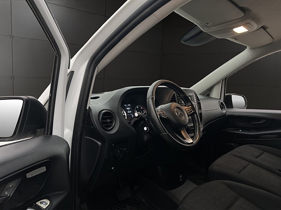 Mercedes-Benz Vito E-CELL 16 of 28