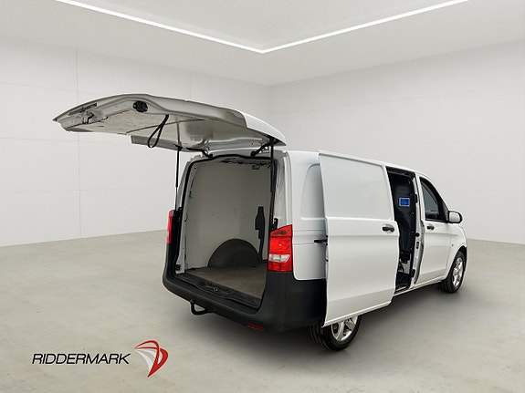 Mercedes-Benz Vito E-CELL 11 of 28