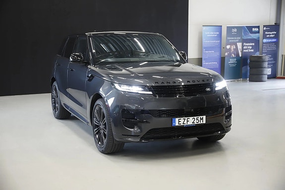 Land Rover Range Rover Sport 4 of 16