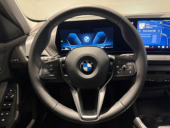 BMW 120 13 of 18
