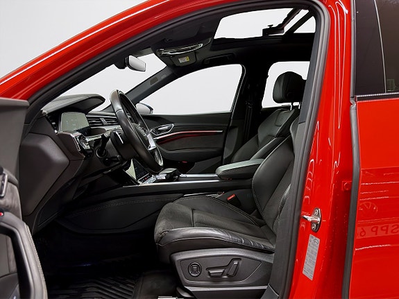 Audi e-tron 6 of 23