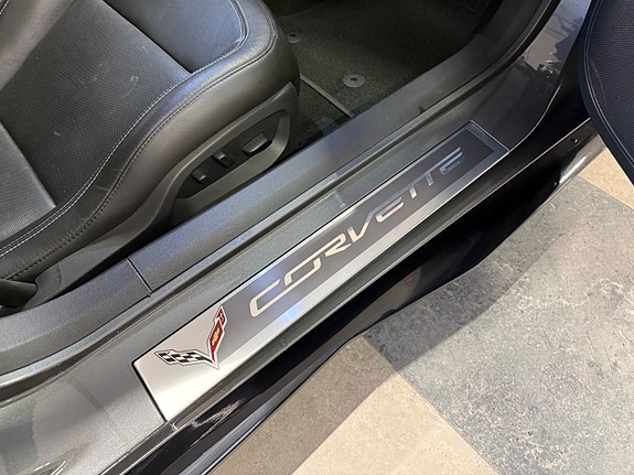 Chevrolet Corvette 30 of 30