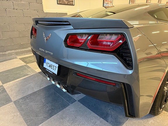 Chevrolet Corvette 20 of 30