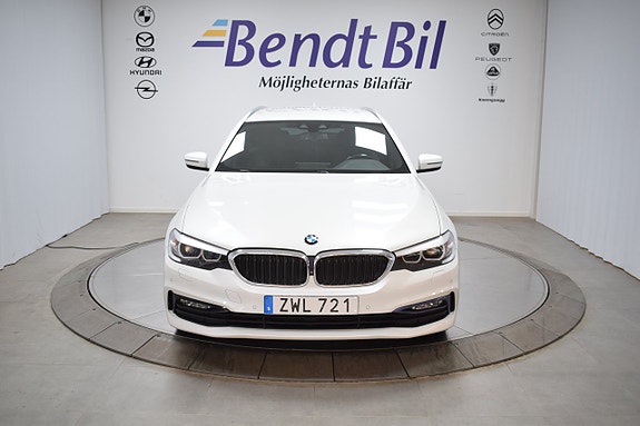 BMW 520d 2 of 25