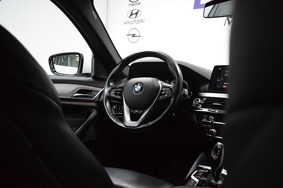 BMW 520d 16 of 25