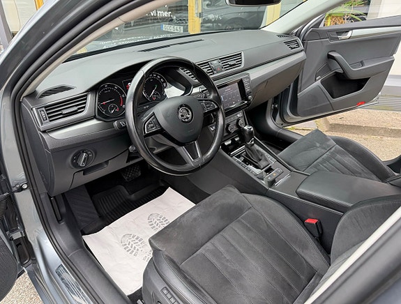 Skoda Superb 10 of 30