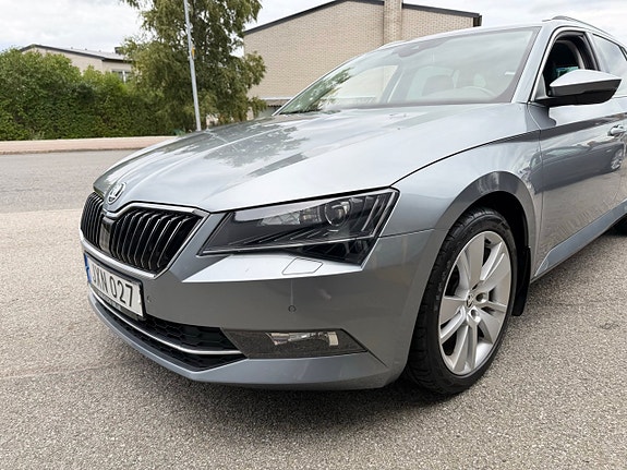 Skoda Superb 28 of 30