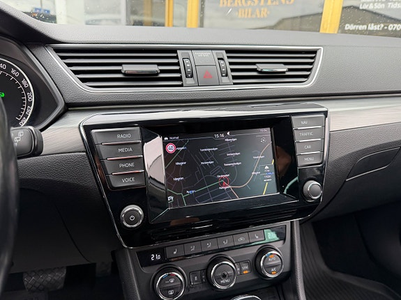 Skoda Superb 15 of 30