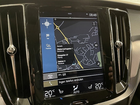 Volvo V60 Cross Country 21 of 27