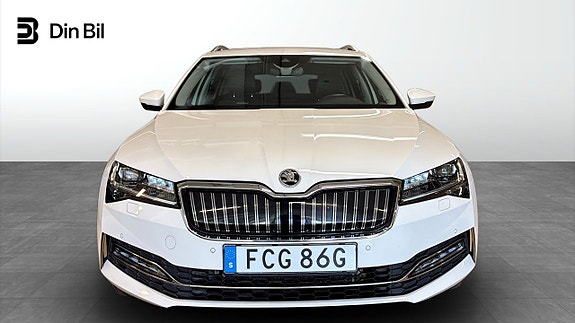 Skoda Superb 4 of 12