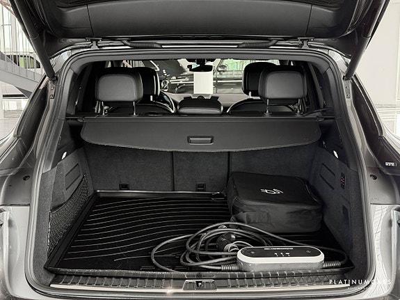Porsche Cayenne 19 of 25