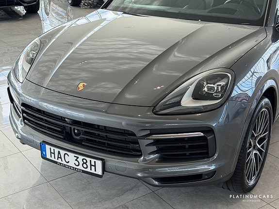 Porsche Cayenne 22 of 25