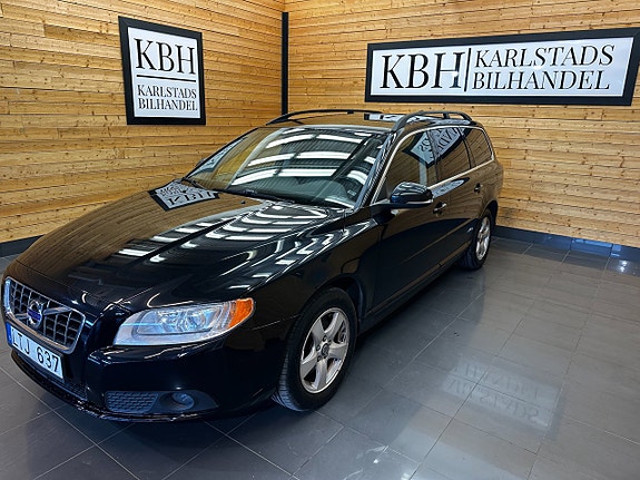 Volvo V70 2 of 23