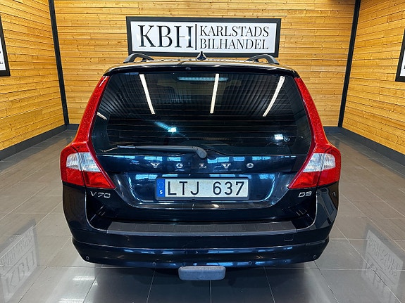 Volvo V70 5 of 23