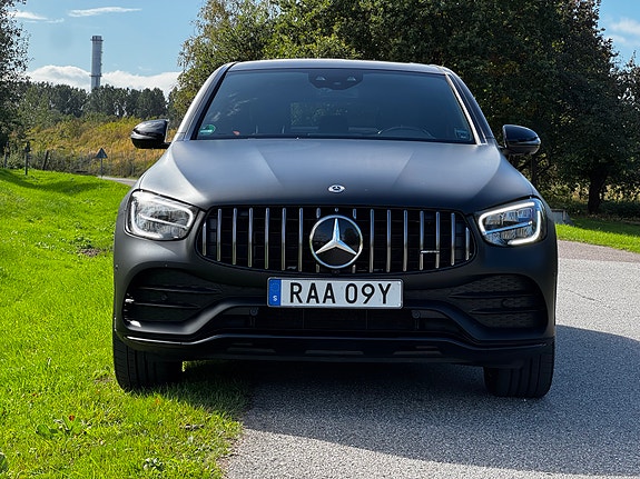 Mercedes-Benz GLC43 3 of 10