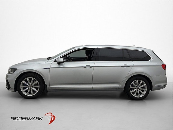 Volkswagen Passat 4 of 25