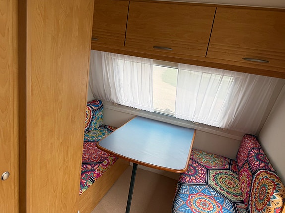 Caravelair Antares Luxe 425 3 of 11