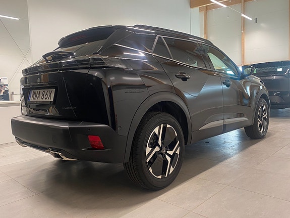 Peugeot 2008 3 of 18