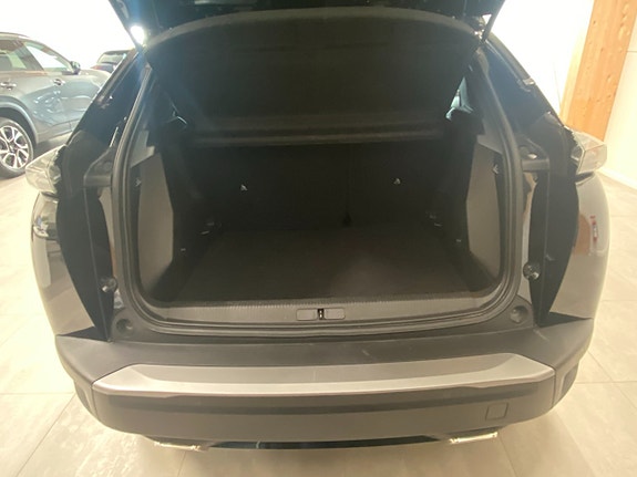 Peugeot 2008 18 of 18