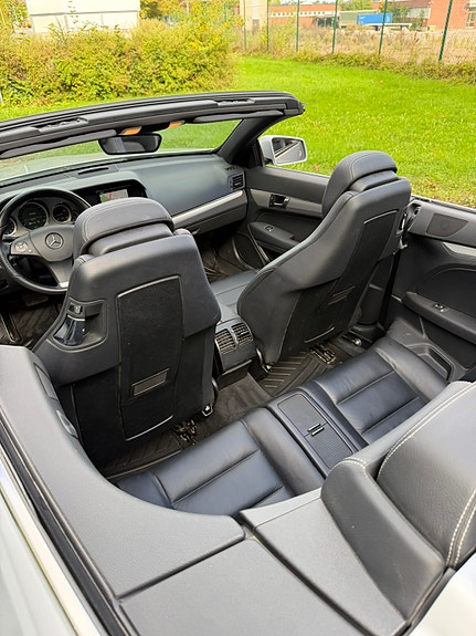 Mercedes-Benz E250 9 of 9