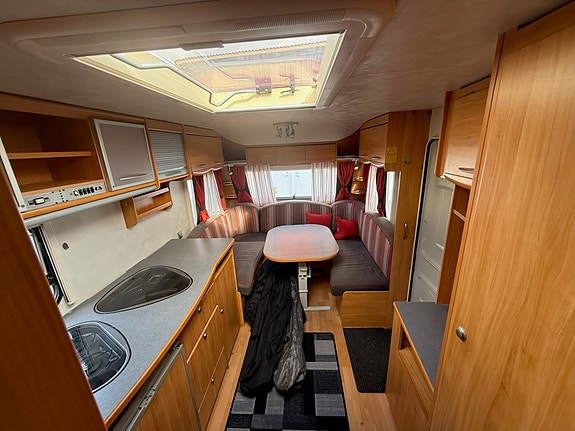 Adria Adora 562 UP Dubbelbädd 1 Ägare Alde 5 of 6