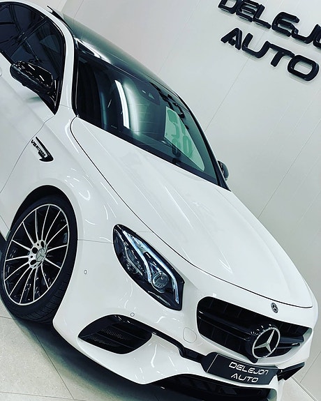 Mercedes-Benz E43 22 of 23