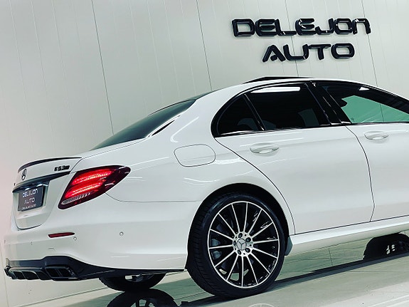 Mercedes-Benz E43 23 of 23