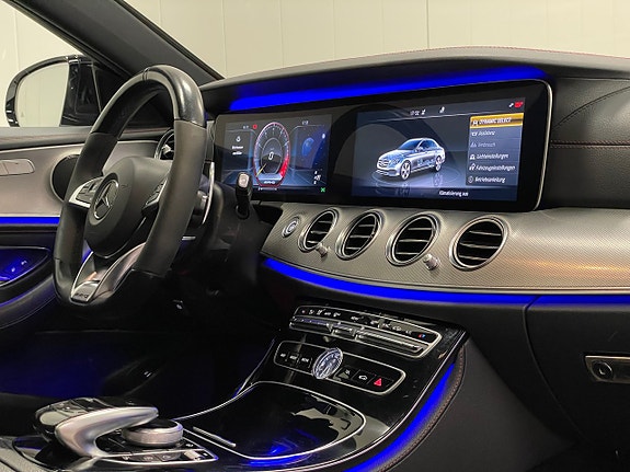 Mercedes-Benz E43 18 of 23