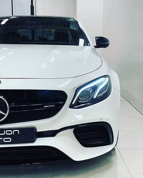 Mercedes-Benz E43 20 of 23