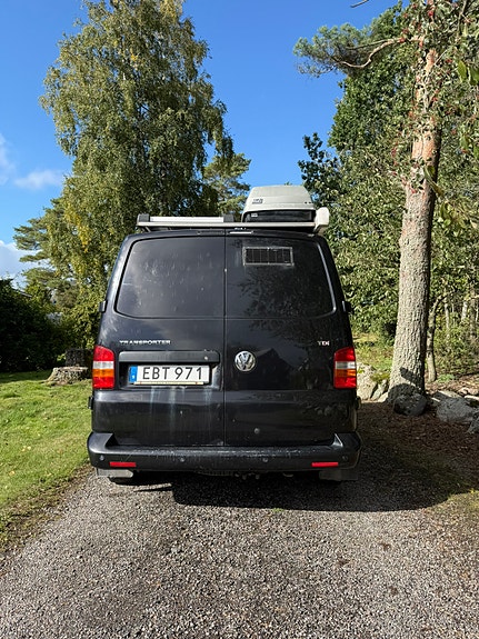 Volkswagen Transporter Camper 7 of 27