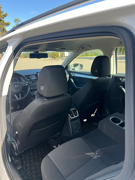 Skoda Octavia 8 of 11