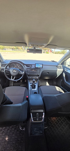 Skoda Octavia 7 of 11