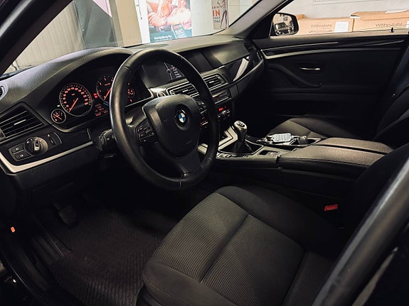 BMW F11 520D Nybyggd A-Traktor M-Sport NYA Grossen 20" 7 of 9