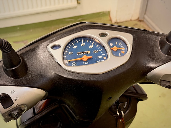 Yamaha XC 125 Cygnus 3 of 5