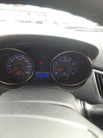 Hyundai Genesis 7 of 11