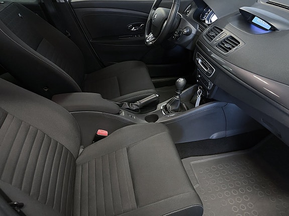 Renault Megane 8 of 12