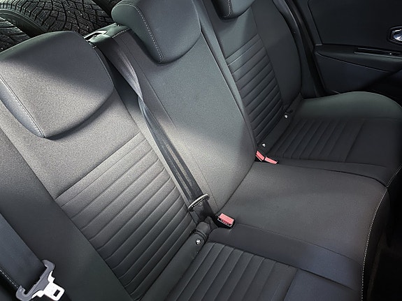 Renault Megane 9 of 12
