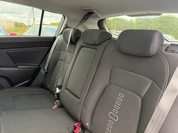 Kia Sportage 14 of 23