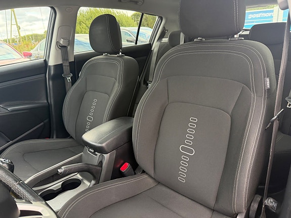 Kia Sportage 13 of 23